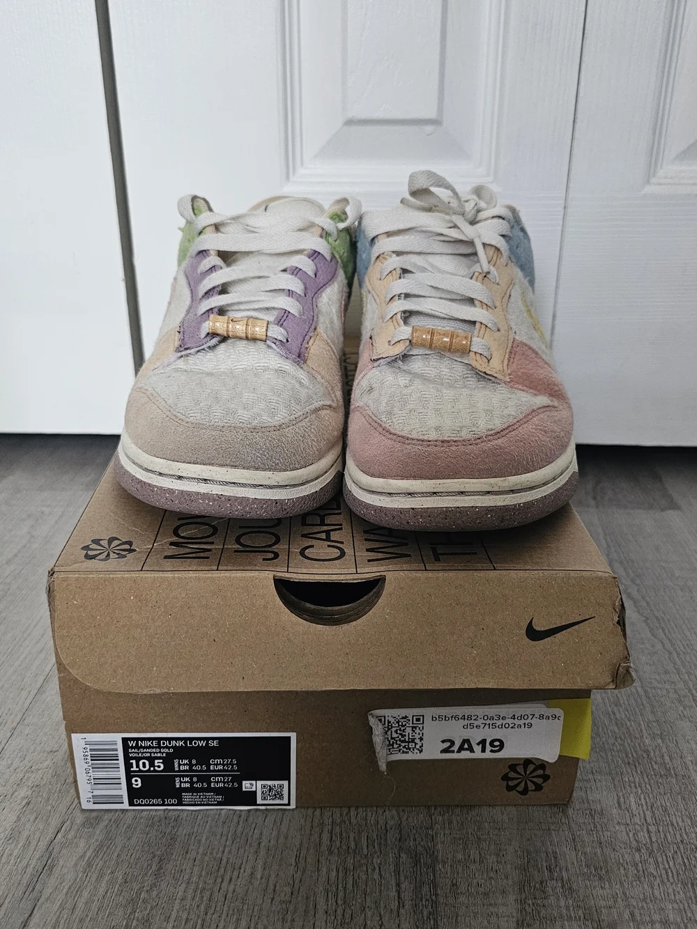 Nike Dunk Low SE Pastel Multi Colorway Sneakers